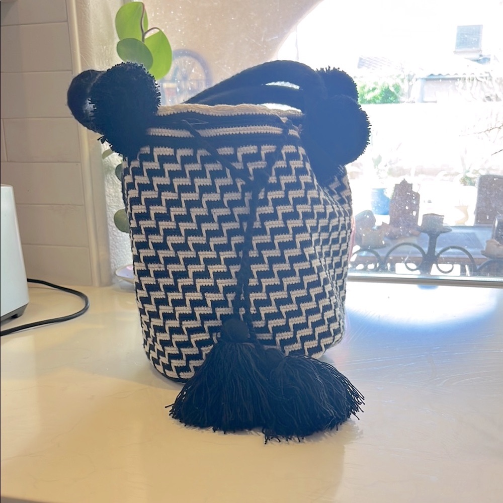 Black and White Woven Bucket Bag